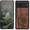 kwmobile Hülle kompatibel mit Google Pixel 7 Hülle - Holz Case - Handy Cover - TPU Handyhülle in Dunkelbraun Kompass Vintage