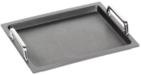 AMT Gastroguss Gastronorm - Grillplatte GN 1/2 glatt, induktionsgeeignet, 26,5 cm x 32,5 cm, 2 cm hoch, mit Edelstahlgriffen, Lotan® Antihaft-Veredelung, AMZN-I-22733-G