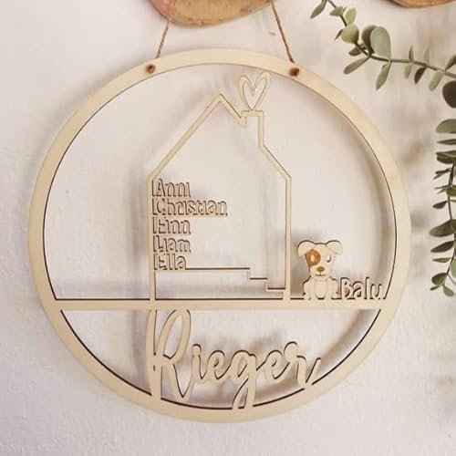 Hübscher Türkranz mit Haus und Haustier Hund Katze, personalisiert mit Namen, Fensterdekoration, modern, schwarz, minimalistisch, Scandinavian Hygge dekoloop dekoring, Holzhaus,