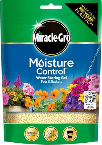 Miracle-Gro Slow Release Moisture Control Fertiliser 200g – Ideal for Containers, Pots, and Hanging Baskets – Promotes Healthy, Lush Growth – Retains Moisture for Up to 6 Weeks