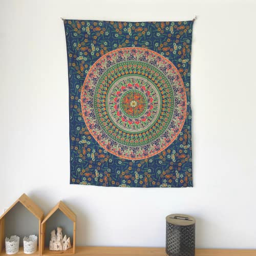 MOMOMUS Wandteppich Mandala - 100% Baumwolle, Bunt, Orientalische Designs - Ideal als Wandtuch Mandala, Indischer Wandbehang aus Stoff und Wandteppich Boho - Blau, 77x102 cm