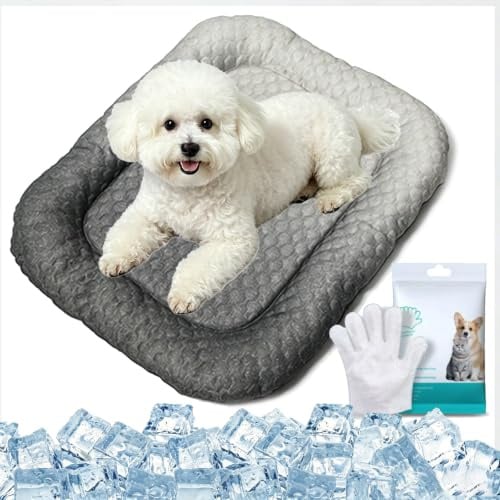 Dog Cooling Mat, Pet Cooling Mat For Cats, Self-Cooling Pet Ice Silk Cold Pad, Summer Heat Relief Pad, Foldable Breathable Non-Toxic Cool Sleeping Mat for Dogs Cats (Gray, M-50 * 40cm)
