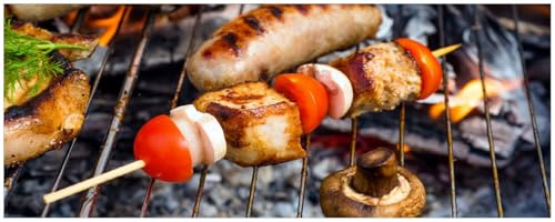 Wallario Küchenrückwand selbstklebend 115 x 50 cm, Motiv: Schaschlik und Würste auf einem Grill | Spritzschutz abwischbar & pflegeleicht