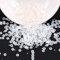 Anevous 8000 Stück Pailletten Basteln, Lose Glänzende Pailletten, Glitzer Pailletten zum Aufnähen Auffädeln für DIY Nähen Kunsthandwerk Herstellung, Hochzeit Dekorative,Weiß 2mm