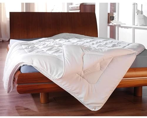 Bestlivings 4 Jahreszeiten Bettdecke 135x200cm (500gr / 700gr), Allergiker geeignet - waschbar bei 95°C - bestehend aus 2 Schlafdecken mit Druckknöpfen