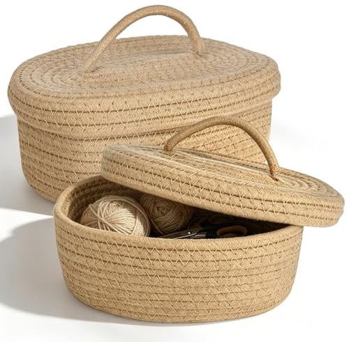 2 Stücke Aufbewahrungskorb mit Deckel, 23 x 15 x 10 cm Baumwollseil Korb Geflochten Körbe Aufbewahrung Organizer mit Griff Körbchen für Regale Wohnzimmer und Badezimmer (Braun)