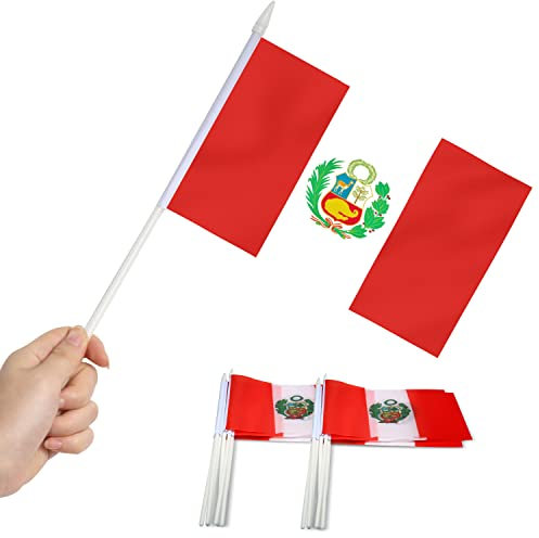 Anley Peru Mini Flag 12 Pack - Banderas peruanas en miniatura pequeñas de mano en palo - Resistente a la decoloración y colores vivos - 5x8 pulgadas con poste sólido y parte superior de lanza