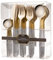 Decor Decorline - Ensemble de couverts réutilisables en plastique robuste - 40 pièces - Avec 16 fourchettes, 8 couteaux, 8 cuillères et 8 cuillères à dessert - Noble - Haut: Or - Poigné: Argent