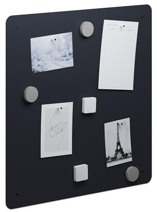 Flatbo Magnettafel aus Metall, 50 x 50 cm, Tafel für Postkarten, Urlaubssouvenirs oder Notizen. Inklusive 4 Magnete und Montageset.