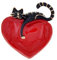 Broche bijou chat sur coeur rouge en acier.