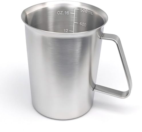 XSHAO® Verre doseur en acier inoxydable - 500 ml - Avec verre doseur en ml et oz - En métal - Avec poignée et bec verseur - Pour cuisines, bars, thés au lait, cafés, lieux de fête