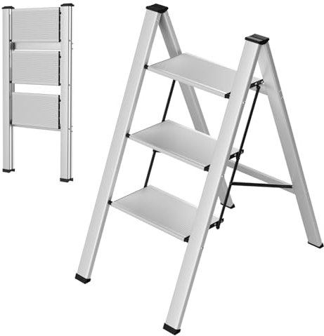 LIFERUN Alu Trittleiter mit 3 Stufen Klappbar Rutschfeste Stehleiter Haushaltsleiter Multifunktionaler Tritthocker Leicht Verstauen bis 150 kg Belastbar für Küche Haushalt Außenbereich und Büro Silber