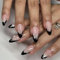 Irikdescia 24 Stück Mandelform Glänzende Press On Nails Schmetterlingsknoten, Perlschwarz Nägel Zum Aufkleben, Elegante Französische Künstliche Fingernägel Fake Nails