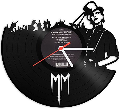 GRAVURZEILE Wanduhr aus Vinyl - Manson Upcycling Design - Handmade Vintage-Uhr - Wanddekoration im Retro-Design für Musikfans - Geschenk für Sie & Ihn - Made in Germany