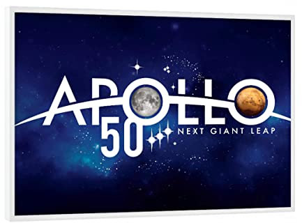 artboxONE Poster mit weißem Rahmen 18x13 cm Weltraum Typografie Apollo 50th Anniversary - Bild Apollo