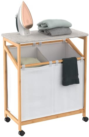 ClosetMaid Cesta de bambú para la colada con tabla de planchar plegable, compartimentos dobles con divisor, clasificador de lavandería portátil, acabado natural