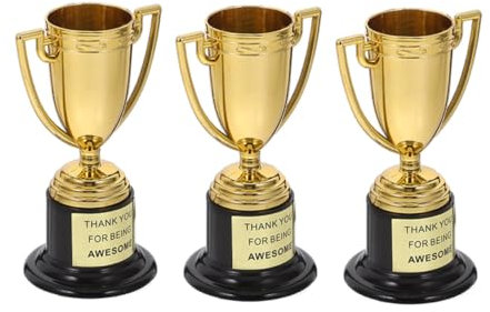OFFSCH 3stücke Mini Trophäen Aus Kunststoff Vergoldet Für Junge Mädchen Und Erwachsene Kleine Trophäen Als Preise Für Sport Schule Büro Und Partygeschenke Langlebige