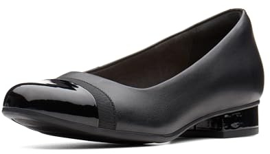 Clarks Women's Un Darcey CapLoafers