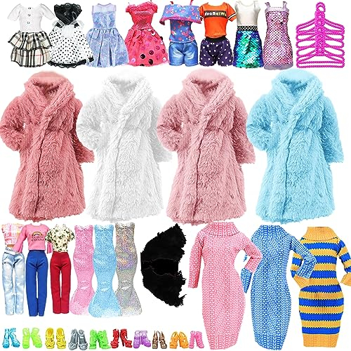 68Pcs Kleidung Kompatibel mit Puppen, 7 Kleider 5 Sets Oberteile und Hosen 1 Pullover 1 Nachthemd 1 Kurzhaarmantel 10 Paar Schuhe 28 Puppenzubehör für 11,5 Zoll Mädchen Puppen Zufällig
