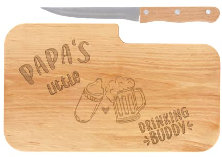 LASERHELD | Brotzeitbrett Holz mit Gravur “Papa's little drinking buddy” & Messer | 26 x 15 cm | Frühstücksbrettchen Holz Schneidebrett Jausenbrett | Geschenk für Männer Papa Vatertag