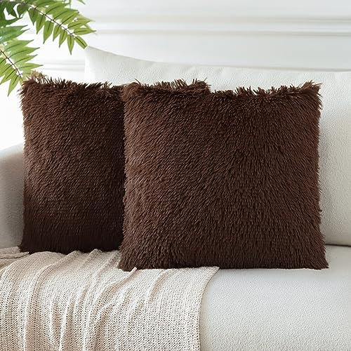 JOTOM 2er Set Kissenbezüge Künstlich Pelz Sofakissen Dekorative Dekokissen Plüschkissen Kuschelig Flauschig Kissenbezug für Sofa 45x45cm Schokolade