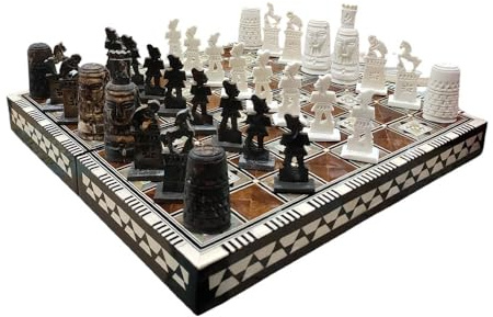 Schach und Backgammon, handgefertigt in Ägypten, zwei Spiele in einem, 35 x 35 x 4 cm (brauner Hintergrund)