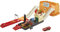 Disney Pixar Cars HDN02 - Renn & Los Spielset mit Aufbewahrungswanne, 20+ Teile, 1 Lightning McQueen Fahrzeug & 1 Traktor, 3 verschiedene Konfigurationen, Spielzeuggeschenk für Kinder ab 4 Jahren