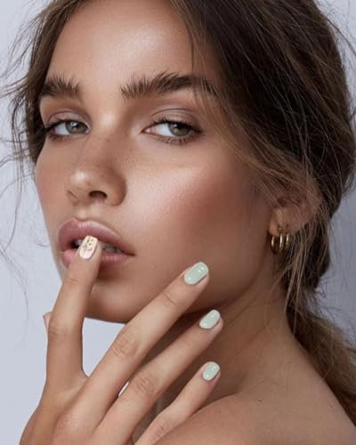 LOZTBUE 24 pièces d'ongles carrés olive pour coller des motifs de feuilles courtes, ongles French verts pressés, ongles artificiels, faux ongles, jolis ongles carrés, taille moyenne, pour femmes(47)