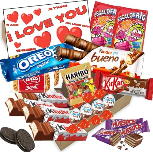 Cajita Regalo San Valentín I Love You con 20 Chocolates y Chuches, Galletas Oreo, Ositos Haribo, Galleta Lotus Biscoff, Zumrok, Golosinas, Cruasán Relleno y Mucho Más. Incluye Tarjeta I Love You.