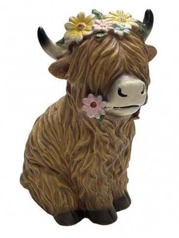 khevga Hochlandkuh Dekofigur mit Blumen – Handbemalte Highland Cow Statue aus Polyresin – Rustikale Landhaus Deko für Wohnzimmer & Geschenk für Kuh-Liebhaber – 20 cm hoch by