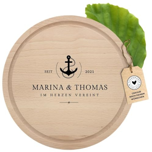 HOFMEISTER® Brotzeitbrett Gravur personalisiertes Geschenk - Schneidebrett aus Buchenholz mit Saftrille, Jausenbrett, Geschenkidee zur Hochzeit, für Verliebte, Pärchen, rund, 25 cm
