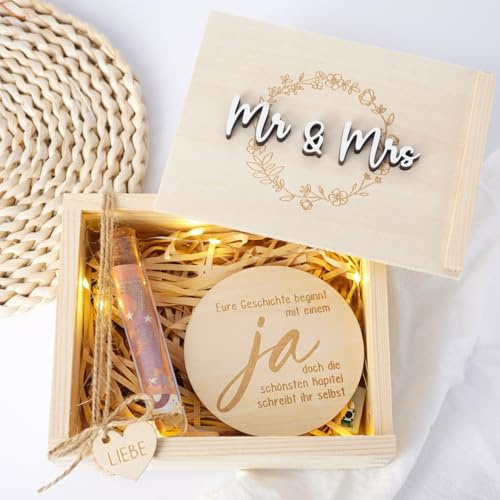YYSWSAKY Geschenk zur Hochzeit, Verpackung Geldgeschenke Hochzeit, Mr & Mrs Geschenk, Geldgeschenk Box aus Holz mit Gravur und Lichterketten, Hochzeitsgeschenke Ideen für Brautpaar, Frisch Verliebte