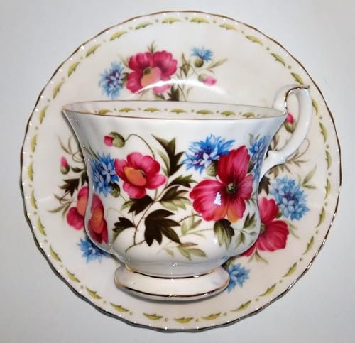 Rahm & AngiesStrickZauber venduto: tazza da collezione/Royal Albert/agosto / 1 tazza e 1 piattino/miniatura/originale/Bone China