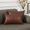 Yaertun 2 Set Kunstleder Kissenbezug 30x50 cm Gestreift Sofakissen Dekorative Kissenhülle Lederoptik Leder Bezug Couchkissen für Sofa Schlafzimmer Kissenbezüge Kissen Dunkelbraun