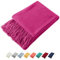 Homiest Dekorative gestrickte Überwurfdecke mit Fransen, leichter Acryl-Strick, weiche und gemütliche Quasten-Decke für Couch, Sofa, Bett (Fuchsia, 127 x 152,4 cm)