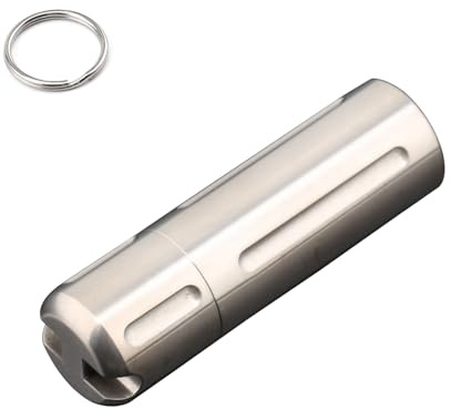 YHZNAGEM Mini Pillendose Schlüsselanhänger, Kleine Wasserdichte Kapsel für Outdoor Aktivitäten Ideal für Camping, Wandern, Klettern aus Titan (Polished)