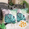 Wasserdichte Kissenbezüge 50 x 50 cm Tropische Blätter Grün Grau Pflanzen Kissenbezug Monstera-Blatt 2er Set Quadratischen Leinen Frühling Sommer Dekokissen Sofakissen für Sofa Terrasse Garten