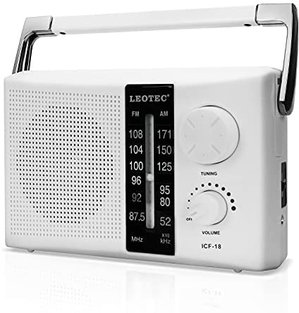 LEOTEC AM FM Radio Transistor Radio Recepción perfecta con batería o AC Powered, Buenos sonidos Grandes Altavoces, Botón de ajuste grande y sensible, Auriculares Jack Blanco