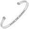 SIMPLE PLEDGE | Enjoy the Journey Armreif | Armband Damen mit Gravur in Silber | Perfekt als Schmuck Geschenk | Schwarze Gravur