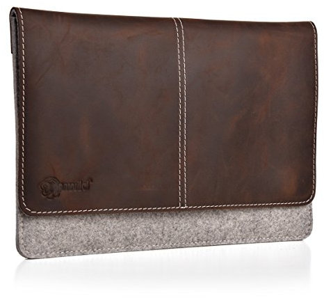 Almwild Apple MacBook Pro 13 Hülle Mod.17/18/20, MacBook Air 13 (18/20), Echtes Rinds- Leder & 100% Woll- Filz Case in Alpstein- Grau Magnetische Umschlagklappe Echt Leder Braun