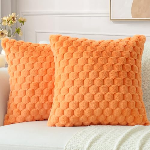 Sungeek 2er Set Kunstpelz Plüsch Kissenbezüge, Kunstpelz Samt Weich Kissenbezug Sofakissen Dekokissen Deko Zierkissenbezüge Flauschig Kissenhülle für Schlafzimmer Wohnzimmer (40x40cm, Orange)