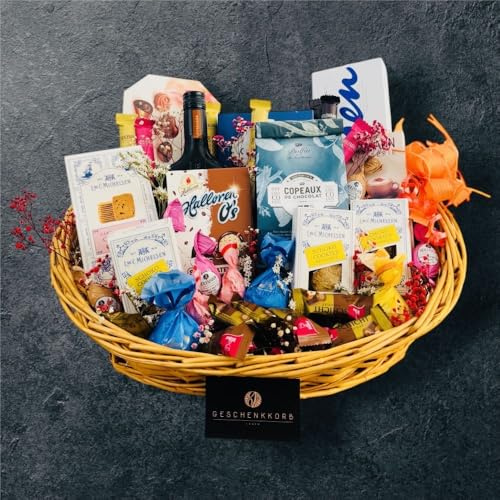 Büro-Naschkorb für 12 Personen | Stilvoll dekorierter Korb mit beliebten Snacks fürs Büro | Perfekt für Team-Meetings und Genussmomente zwischendurch