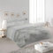 H HANSEL HOME Colcha Bouti Estampada Cama 120/135, 100% Microfibra Extra Suave, Bicolor Reversible, Cubrecama Fina, para Verano y Entretiempo, Incluye 2 Funda de Cojín - Raya Gris 230x260