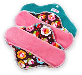 Petit Lulu 3er Pack Wiederverwendbare Menstruationsbinden (Slim) | Waschbare Slipeinlagen | Stoffbinden (Größe: Slip, Standard, Ultra) | Made in Europe (Cupcakes, STANDARD (fleece) (Slim) 3 Stk)