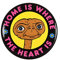 Elbenwald Button mit Home Is Where The Heart Is Motiv für E.T. Fans Ø 5,5 cm