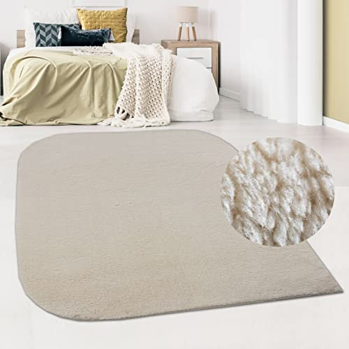 CARPETIA Einfarbiger Abgerundeter Schlafzimmer Teppich | waschbar& rutschfest | in beige, 140x200 cm