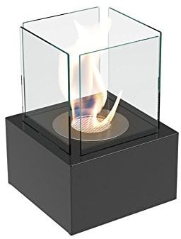 Kratki Tango 2 Chimenea de Etanol Esmaltado, Chimenea Autónoma de Fuego Real con Línea de Fuego de 7cm. Dimensiones en cm: Ancho 25 x Alto 35,3 x Profundidad 25 cm. Peso: 5,2 kg.