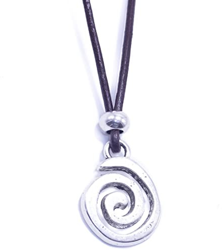 NILUXE DESIGN -Pendentif spirale celtique fabriqué à la main en Espagne - Pendentif pour homme et femme avec cordon en cuir ou chaîne en acier - Pendentif aux formes originales