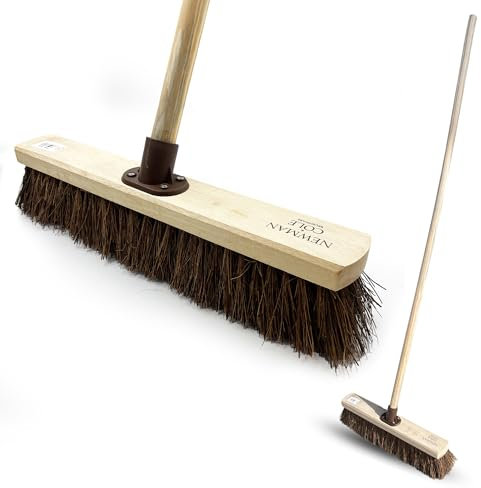 18 Garden Broom with Durable Support Bracket - Yard Brush, Heavy Duty with 120 cm Wooden Handle, Natural Stiff Bassine Hard Bristle Broom for Outdoor Sweeping