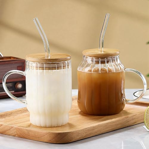 URMAGIC Lot de 2 verres à bière nervurés avec couvercle en bambou et pailles en verre, 450 ml, verres côtelés, style origami, tasse à café glacé, joli gobelet, verres à bière (450 ml, A)